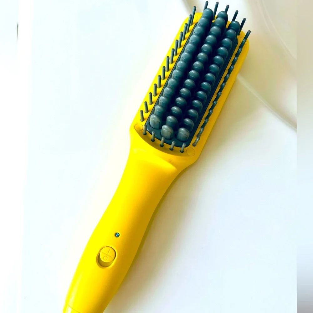 DRYBAR Baby Brush Yellow Straightening Iron